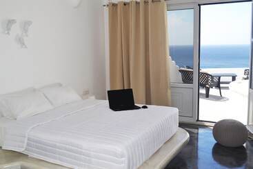 هتل Golden Beach Resort Anafi