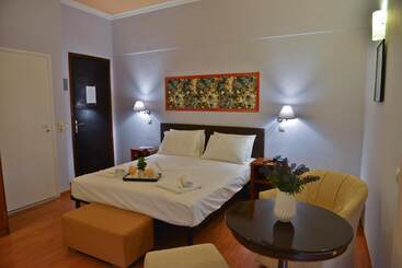 Grand Hotel Loutraki