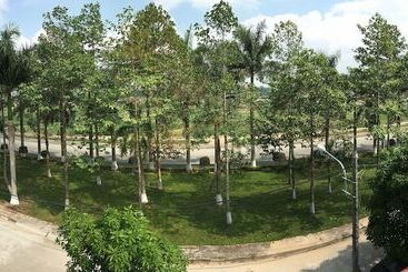 هتل Hana Riverside Villa