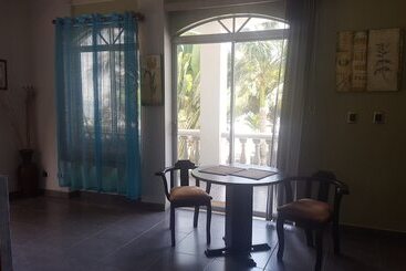 هتل Hermosa Beach House