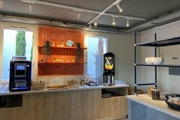 هتل Ibis Budget Lunel Porte De Camargue