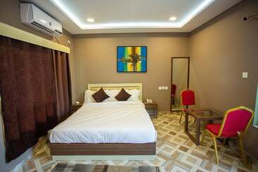 هتل Riverside Green House Resort