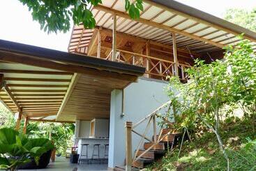 هتل Uvita Bali Bosque Retreat