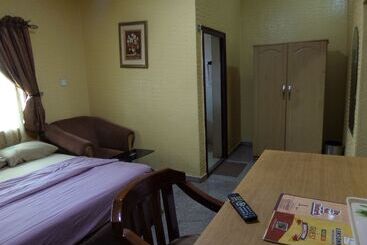 Leksokky Hotel And Suites