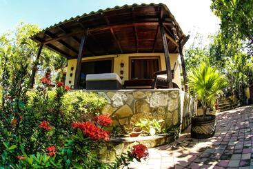 Odoya Beach Hostel