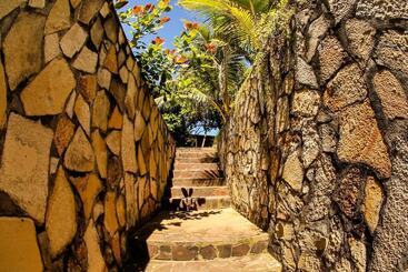 Odoya Beach Hostel
