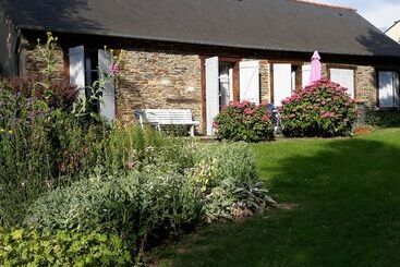 پانسیون Ancien Manoir De Grippé