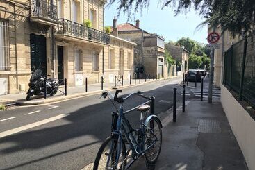 پانسیون Blue Lodge In Bordeaux