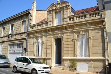 پانسیون Blue Lodge In Bordeaux