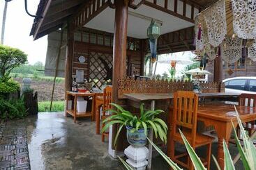 بنسيون The Diamond Lannara Swiss Valley