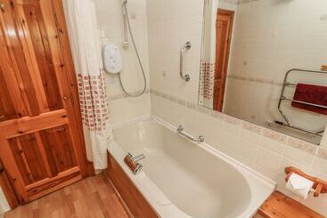 Waterhead Apartment F
