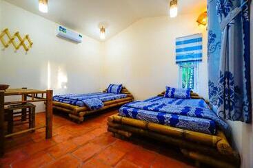 تختخواب و صبحانه Homestay Bentre Coco Lodge