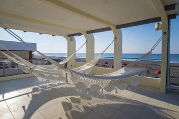 Casa Margarita Hotel And Paradise