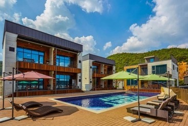 Cheongju Okhwayongsojelpyeong Pension