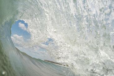 هتل 99 Surf Lodge