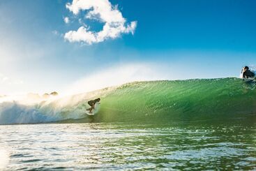 هتل 99 Surf Lodge