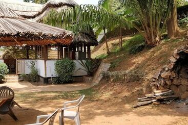 هتل Banda Lodge