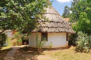 هتل Banda Lodge