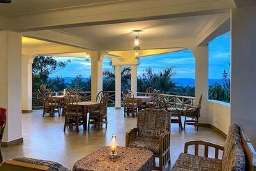 هتل Banda Lodge