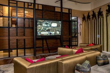 هتل Heaven On Midtown Fully Furnished Apts