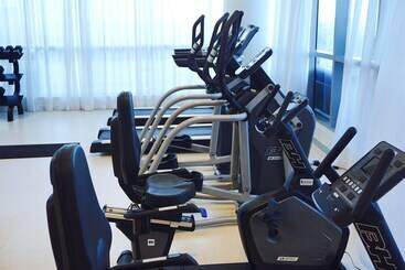 هتل Heaven On Midtown Fully Furnished Apts