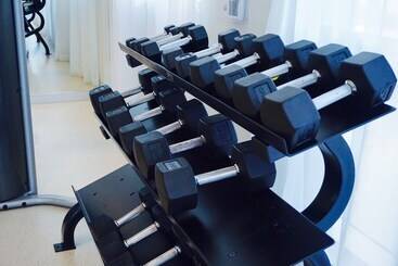 هتل Heaven On Midtown Fully Furnished Apts