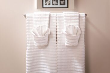 هتل Heaven On Midtown Fully Furnished Apts
