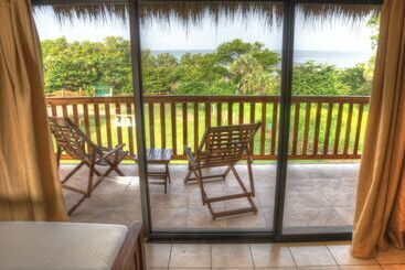 هتل Las Palmeras Beach