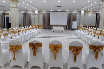 هتل Paracel Resort Hai Tien