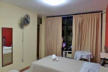 هتل Residencial Jh