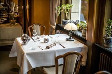 هتل Restaurant Le Cigalon