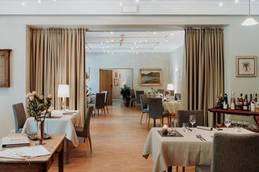 هتل Restaurant Le Cigalon