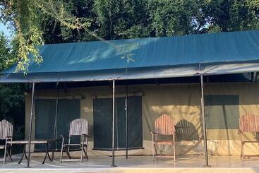 هتل Selous Mapumziko Lodge