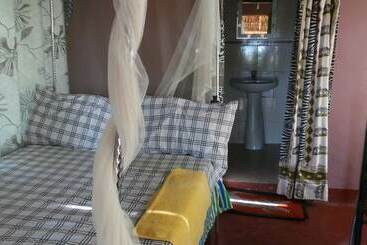 هتل Selous Ngalawa Camp
