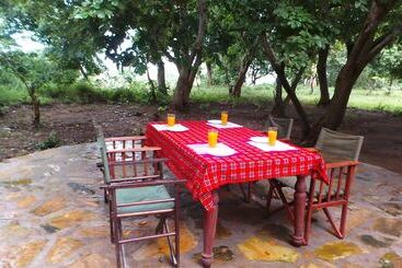 هتل Selous Ngalawa Camp
