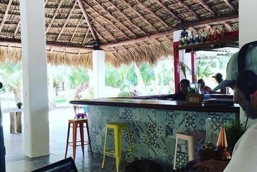 هاستل Las Dunas Surf Resort