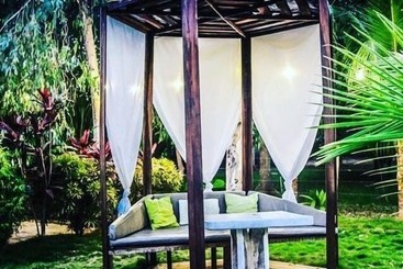 هاستل Las Dunas Surf Resort
