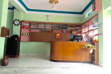 پانسیون City Guest House And Family Restaurant