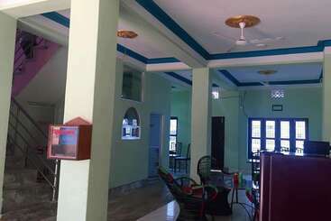 پانسیون City Guest House And Family Restaurant