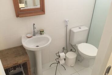پانسیون Nair Guest House