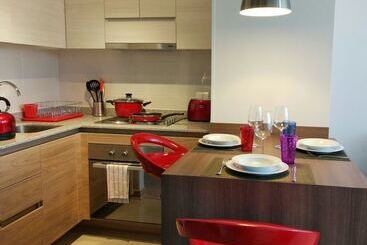 Domus Suites
