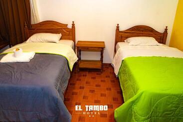 هاستل El Tambo