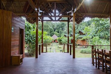 هتل ñape Lodge