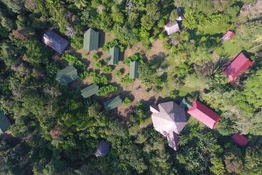 هتل ñape Lodge