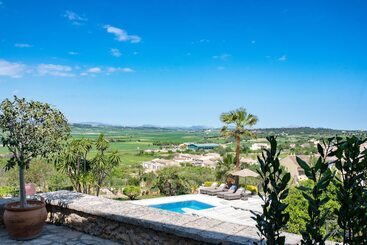 هتل Casa Font I Roig