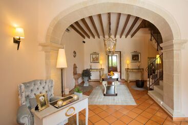 هتل Casa Font I Roig