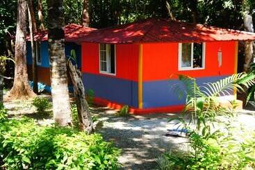 هتل Cebaco Sunrise Lodge