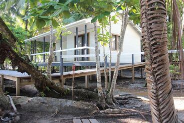 هتل Evis Resort