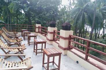 هتل Kyaw Myanmar