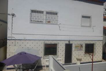 هتل Oriente Dna Studios & Rooms